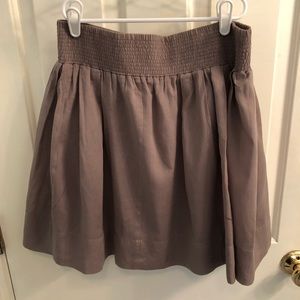 Banana Republic Grey Cotton Skirt. Size Medium